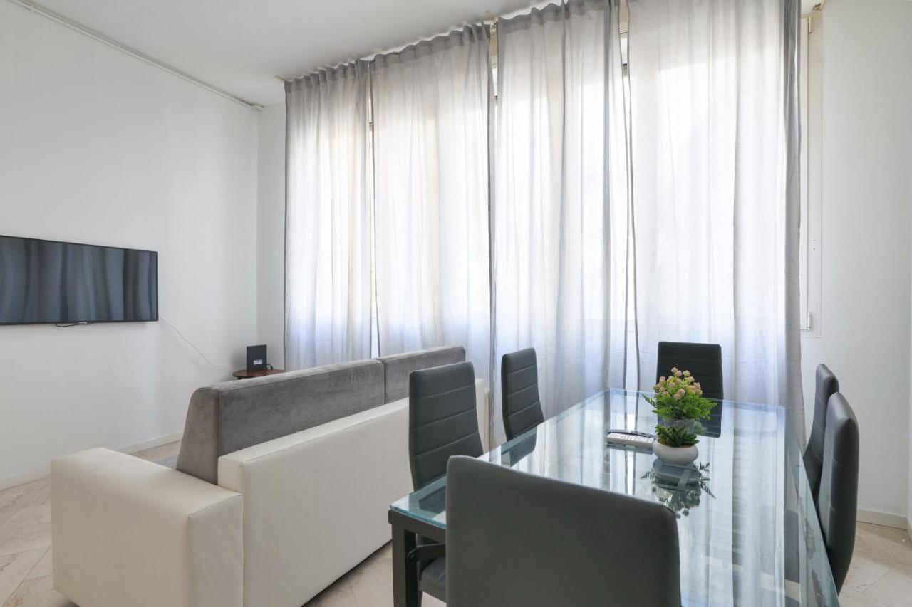 Prestige Boutique Homes - Duomo 1 Milánó Kültér fotó